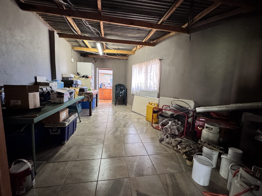 8 Bedroom Property for Sale in Meiringspark North West